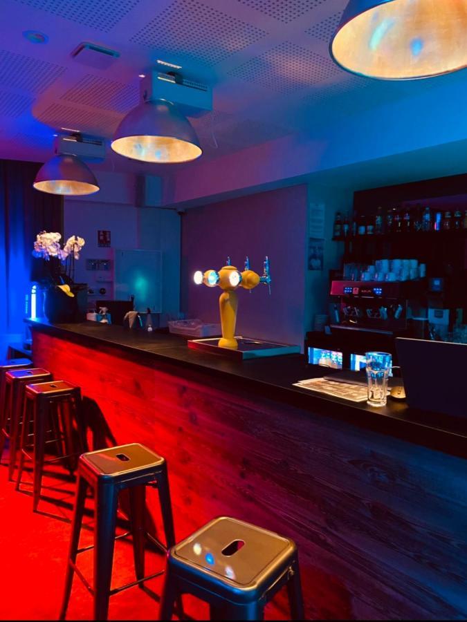 Hostel Flamingo Nimes Gare Centre Zewnętrze zdjęcie