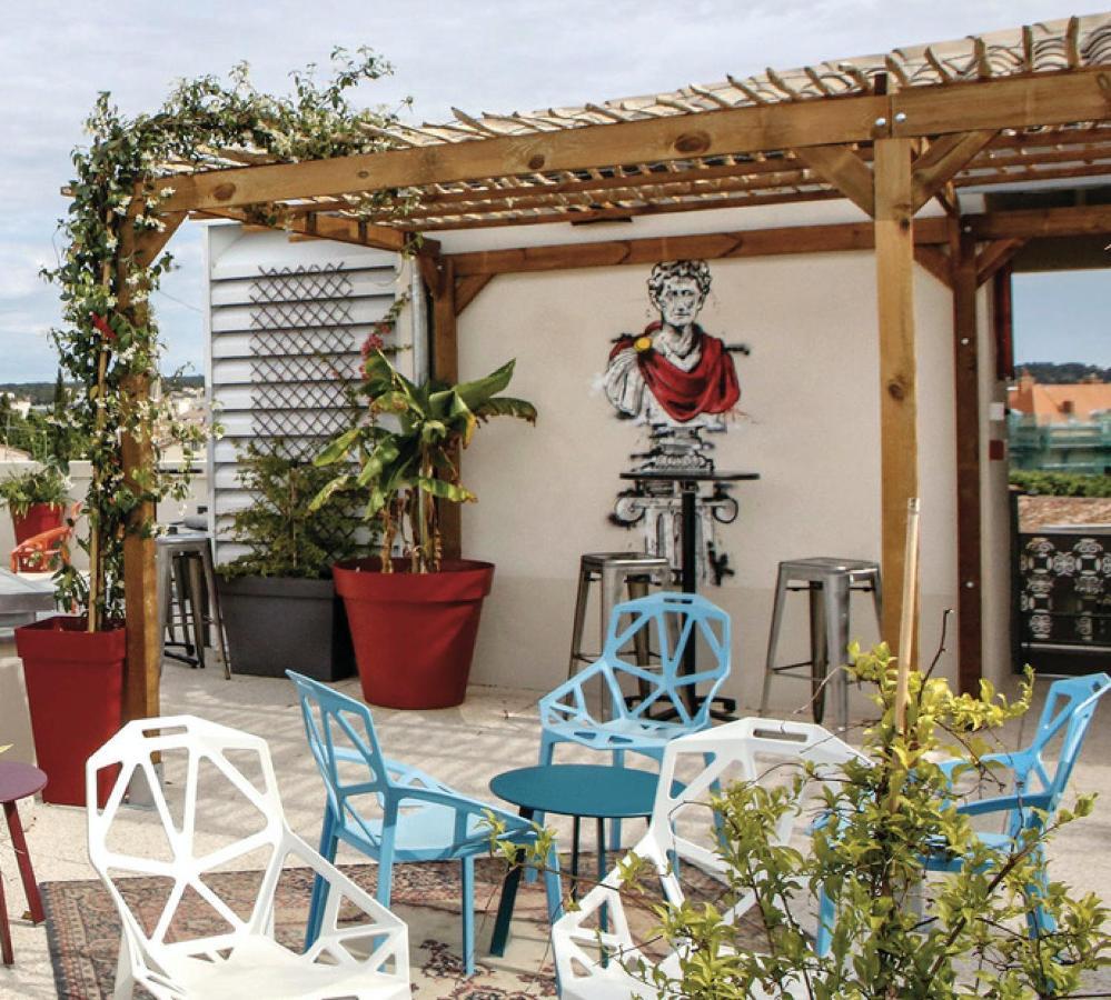 Hostel Flamingo Nimes Gare Centre Zewnętrze zdjęcie