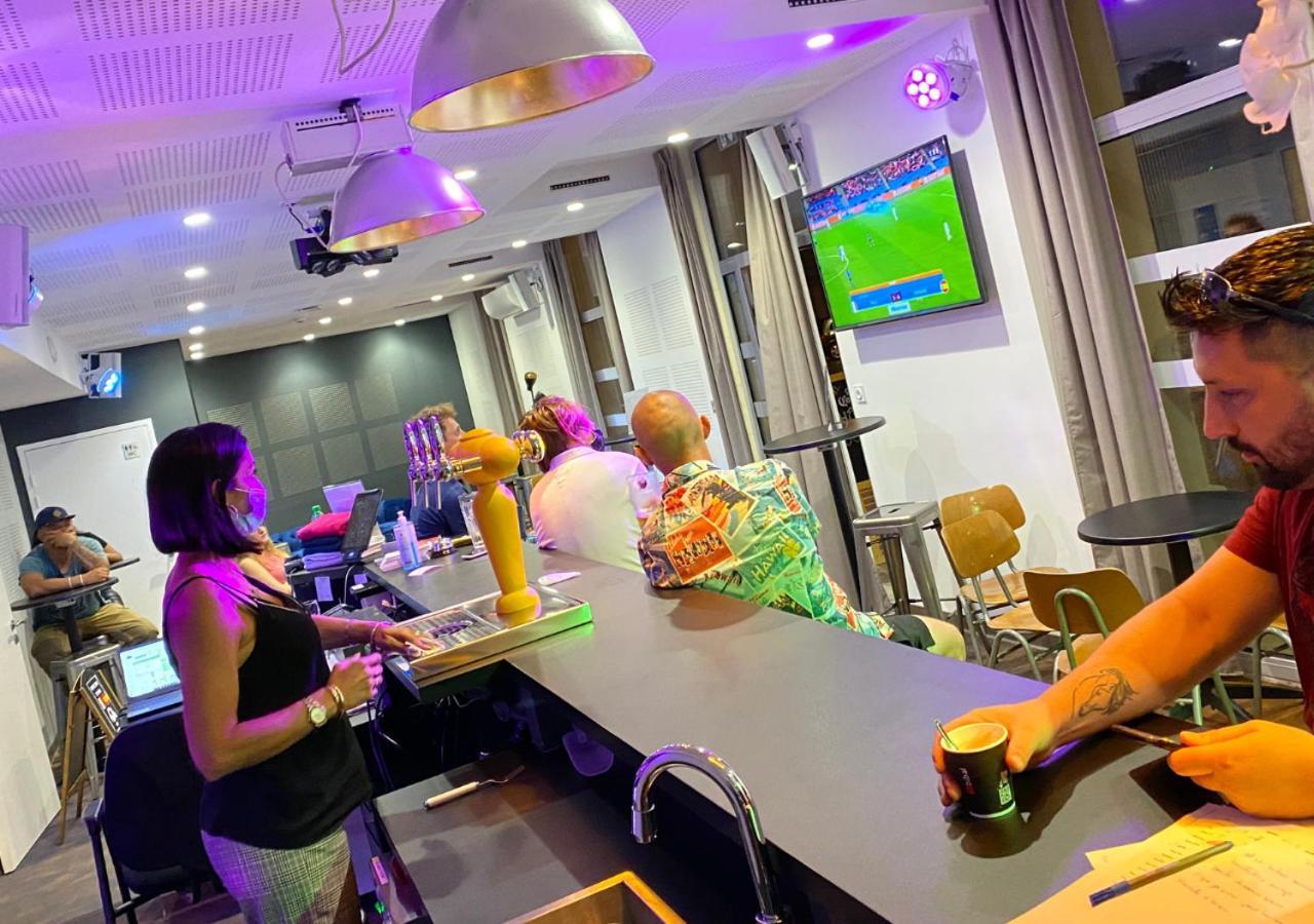 Hostel Flamingo Nimes Gare Centre Zewnętrze zdjęcie